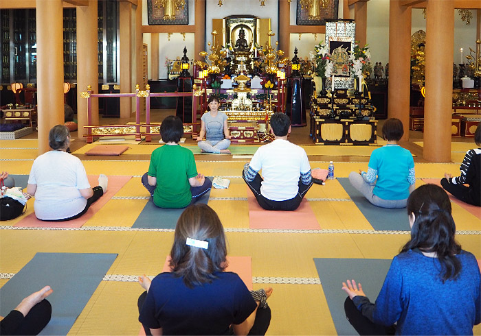 東漸寺ヨガ